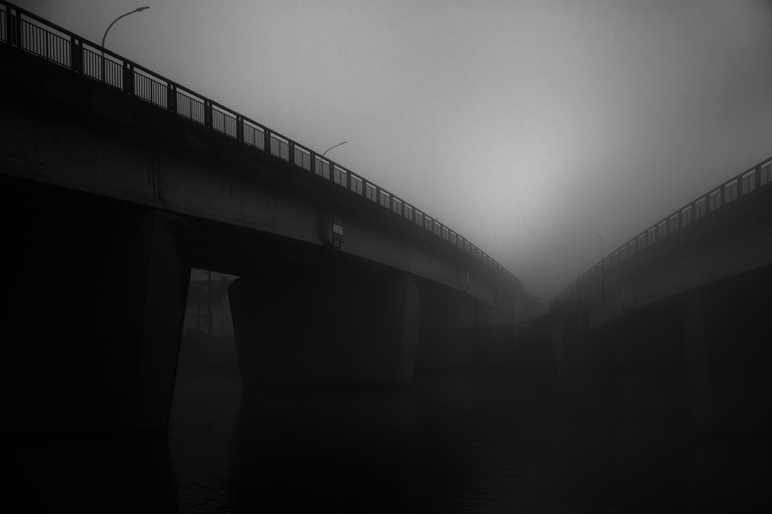 superpose noir et blanc